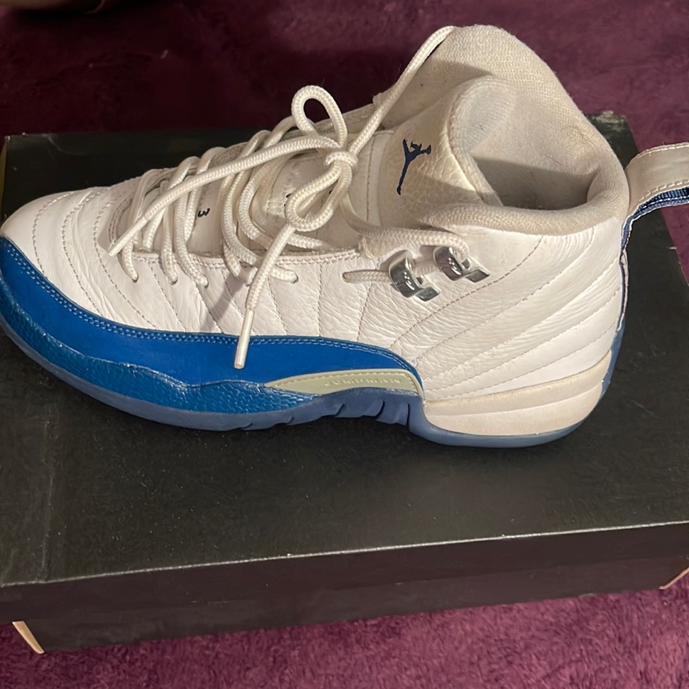 Air Jordan 12 Retro BG